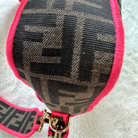 FENDI  Large Zucca Fluo Trim Baguette Bag  Authentic Retail 4500$ - Picture 9 of 12